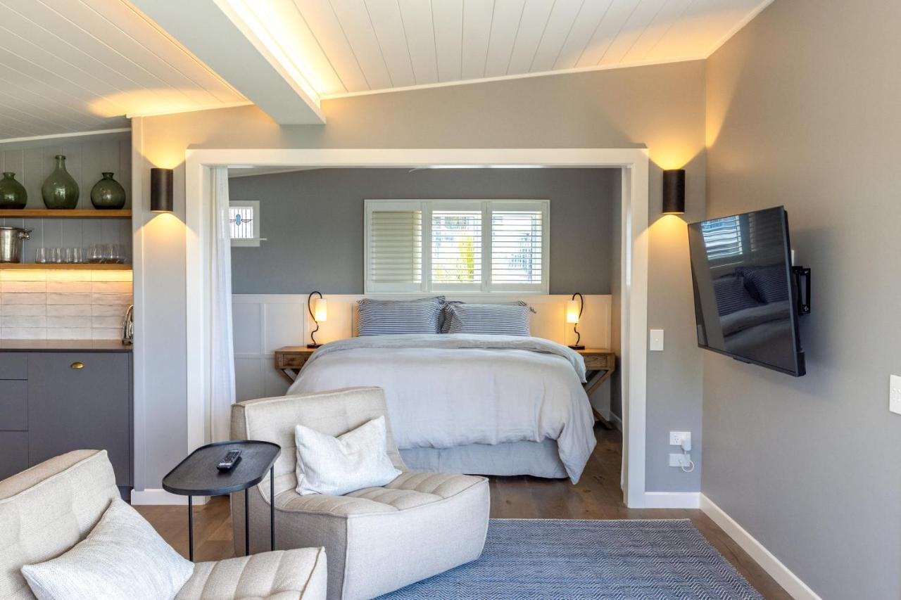 Smiths Cottage - Stay Waiheke Oneroa Экстерьер фото